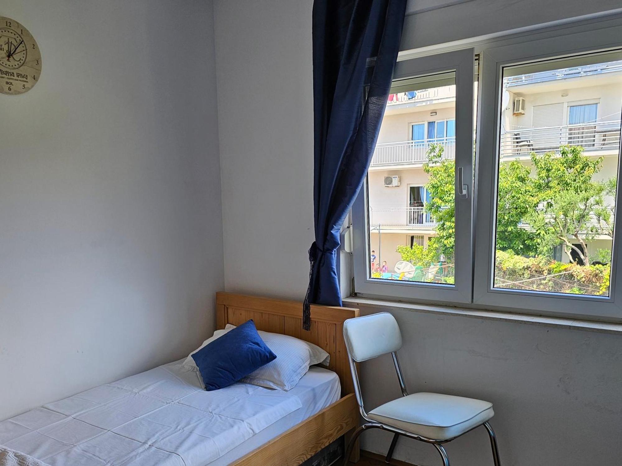 Apartment With A Magical View Split Exterior photo