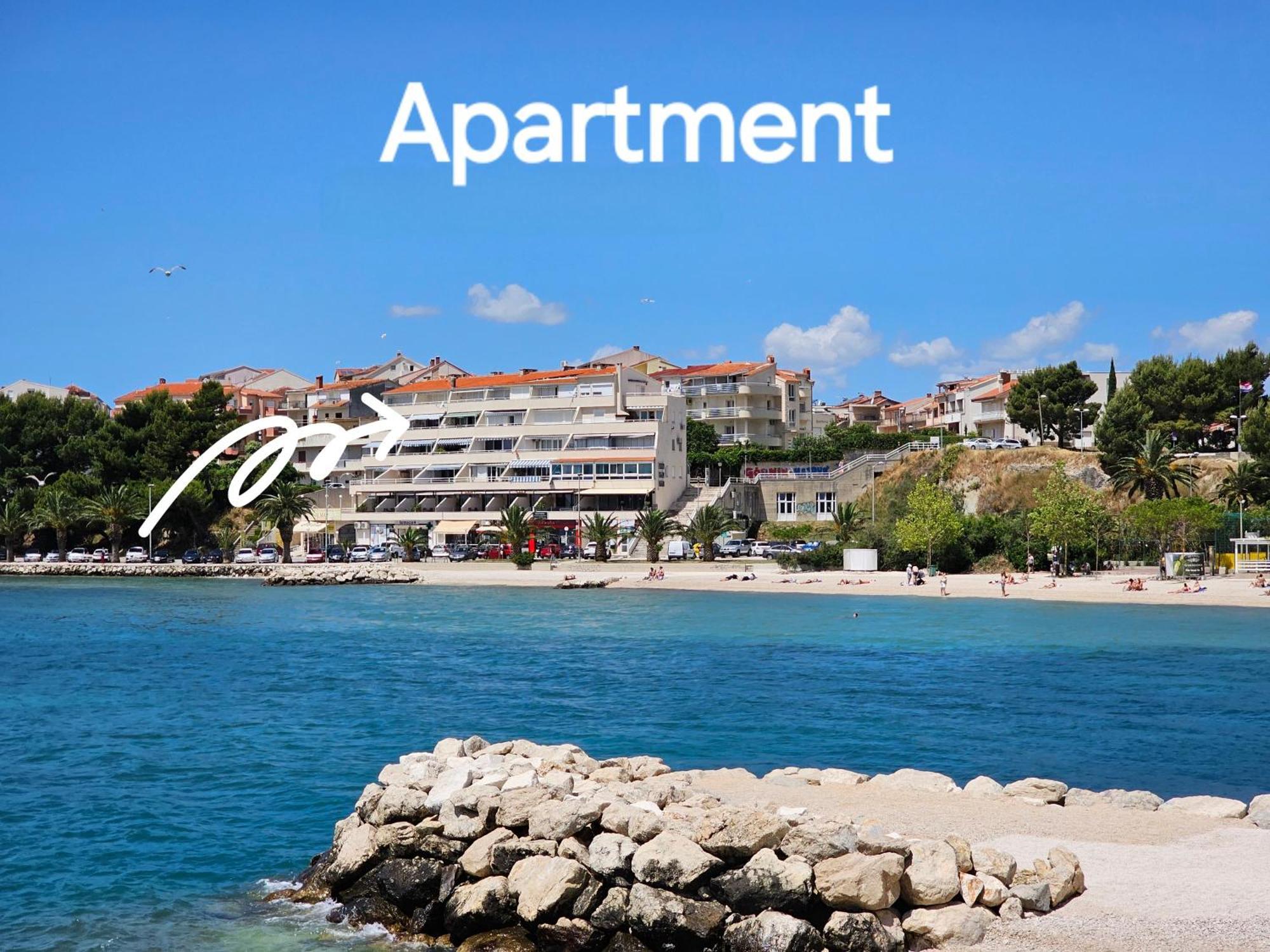 Apartment With A Magical View Split Exterior photo