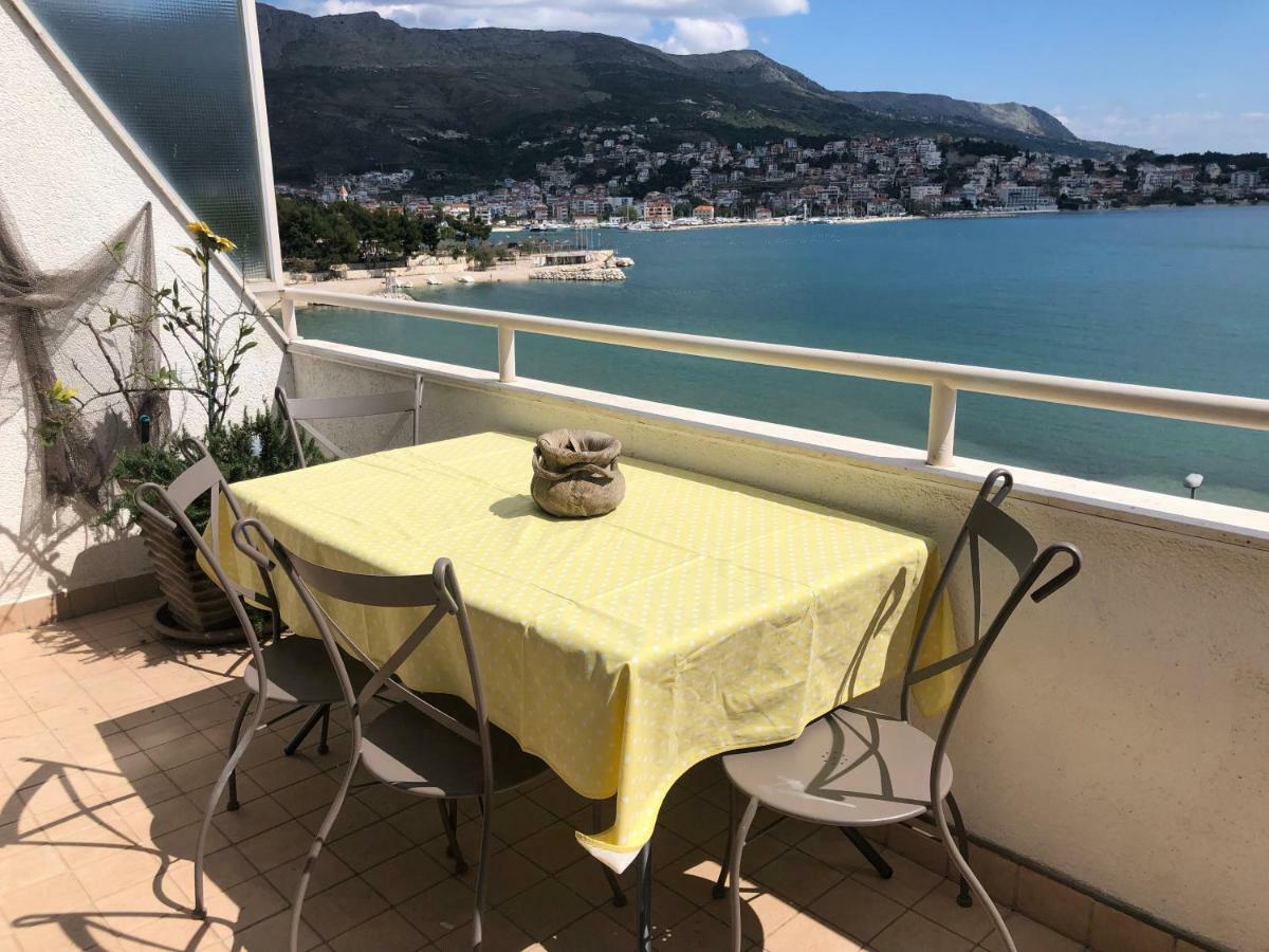 Apartment With A Magical View Split Exterior photo